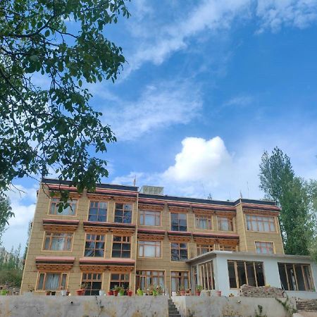 Hotel Alpine Ladakh Leh Kültér fotó